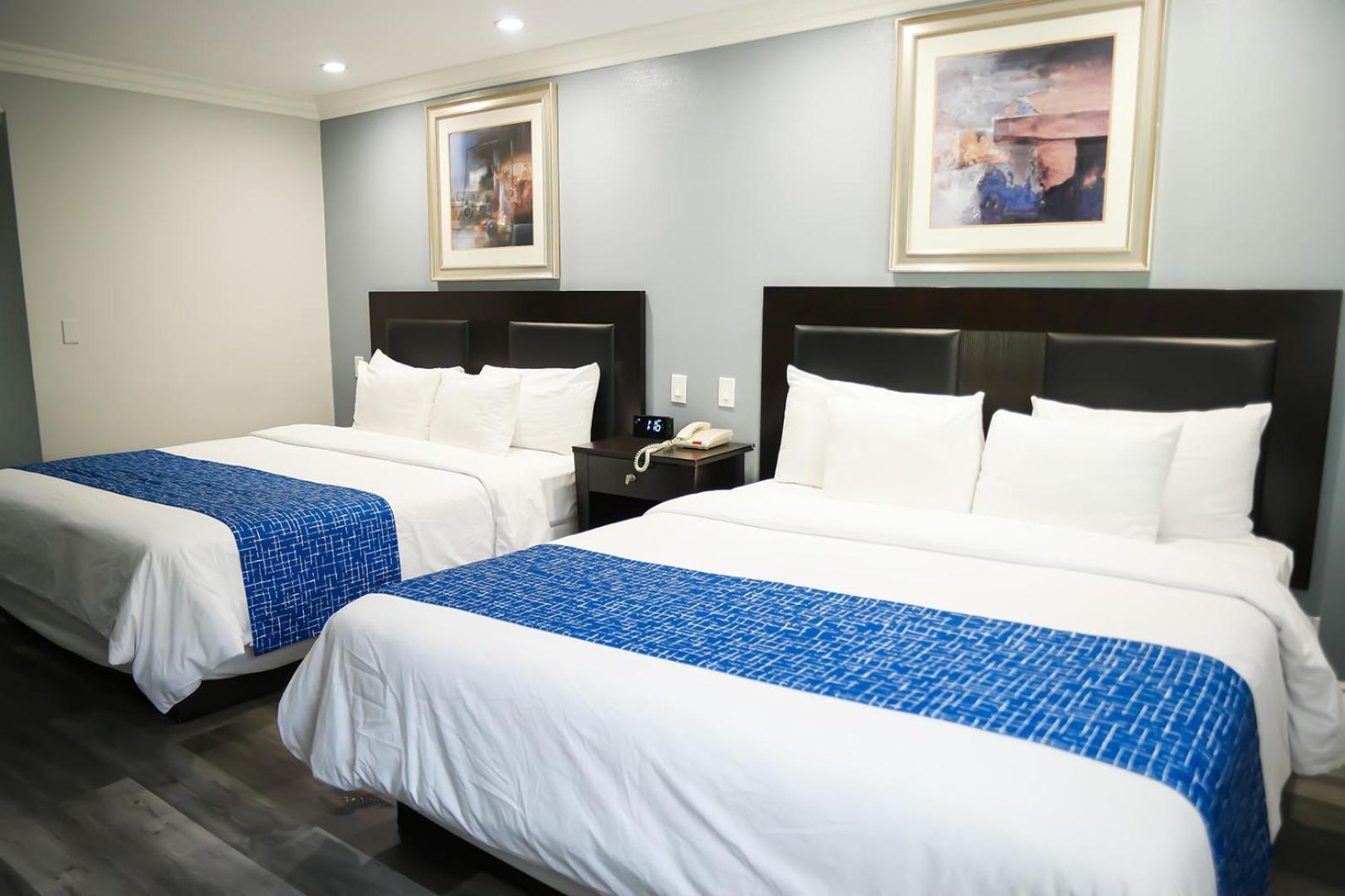 Days Inn By Wyndham West Covina Eksteriør billede