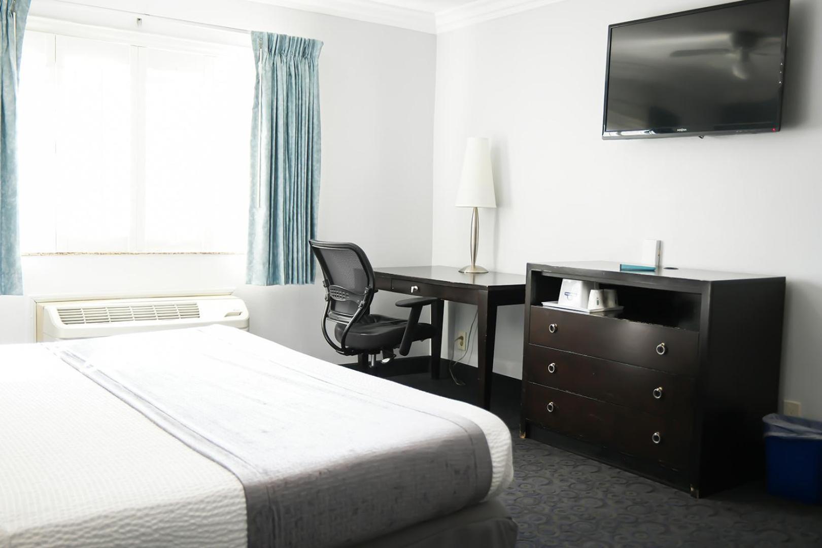Days Inn By Wyndham West Covina Eksteriør billede